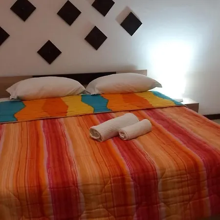 Bayekou Pensión 3*